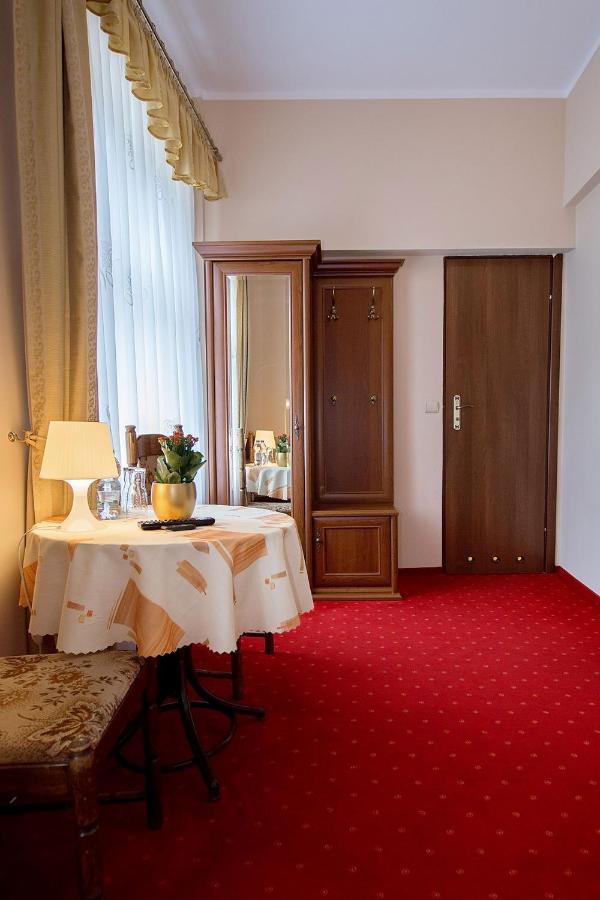 Hotel Zamek Chalupki 外观 照片
