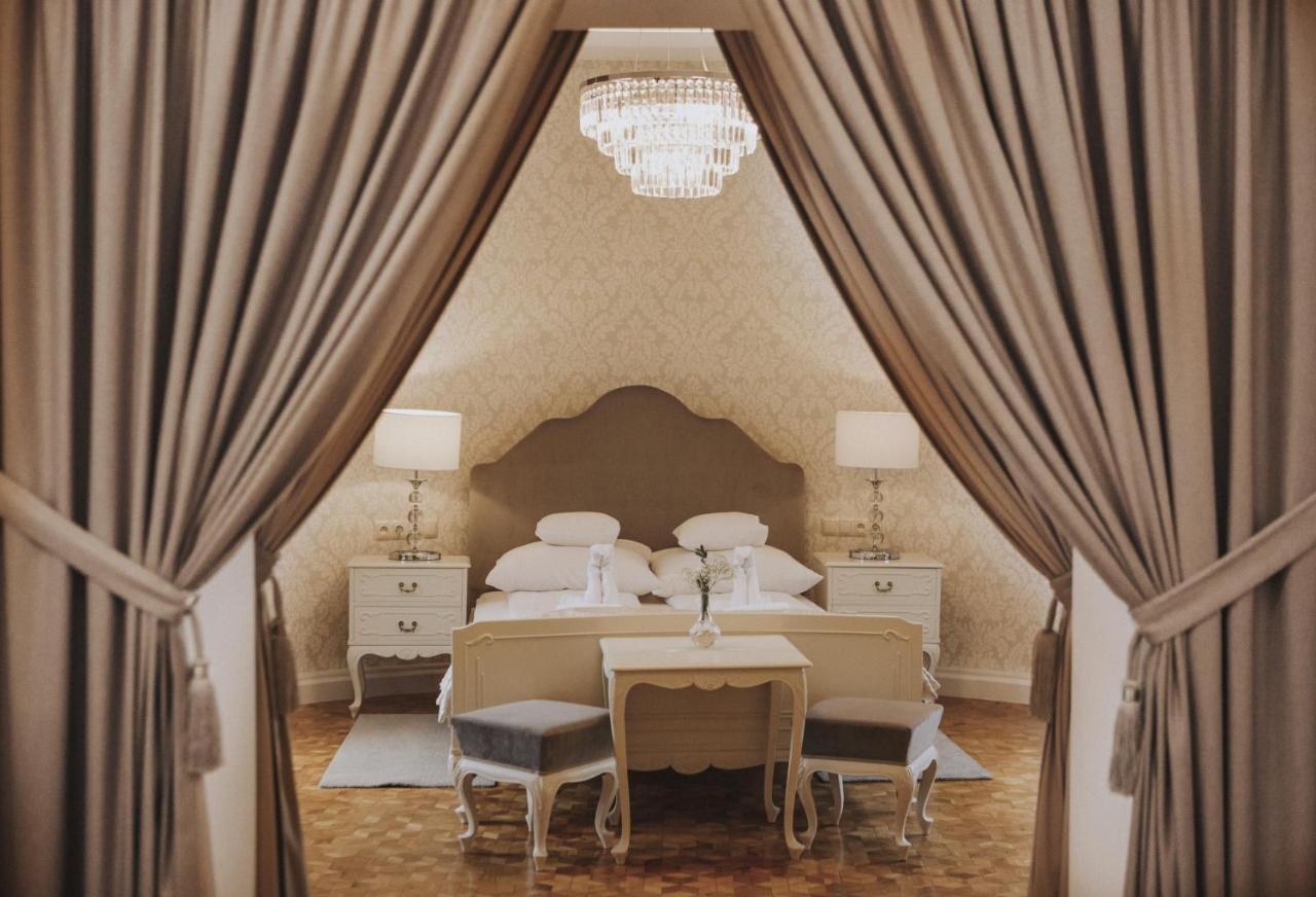 Hotel Zamek Chalupki 外观 照片